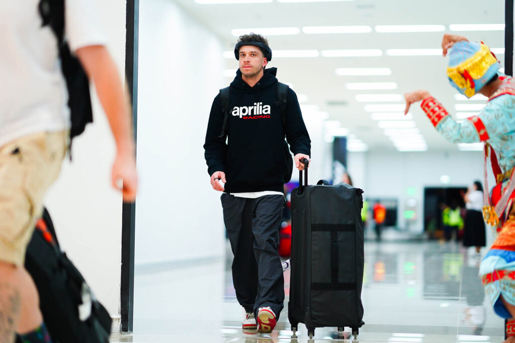 นักบิด MotoGP เดินทางถึงไทย เตรียม Grand Prix of Thailand 2026