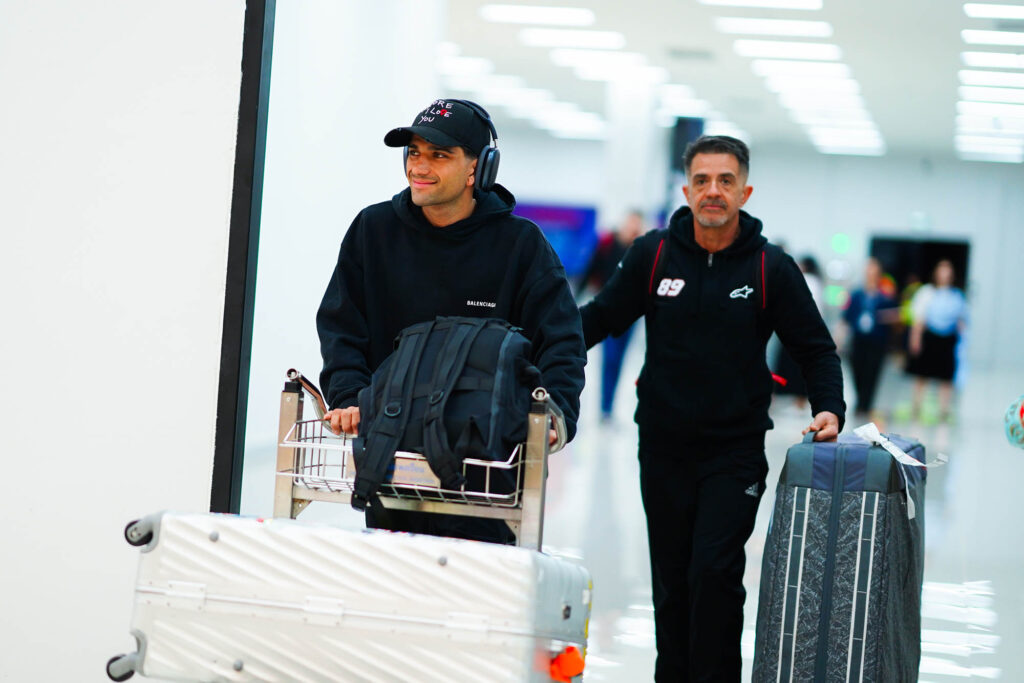 นักบิด MotoGP เดินทางถึงไทย เตรียม Grand Prix of Thailand 2026