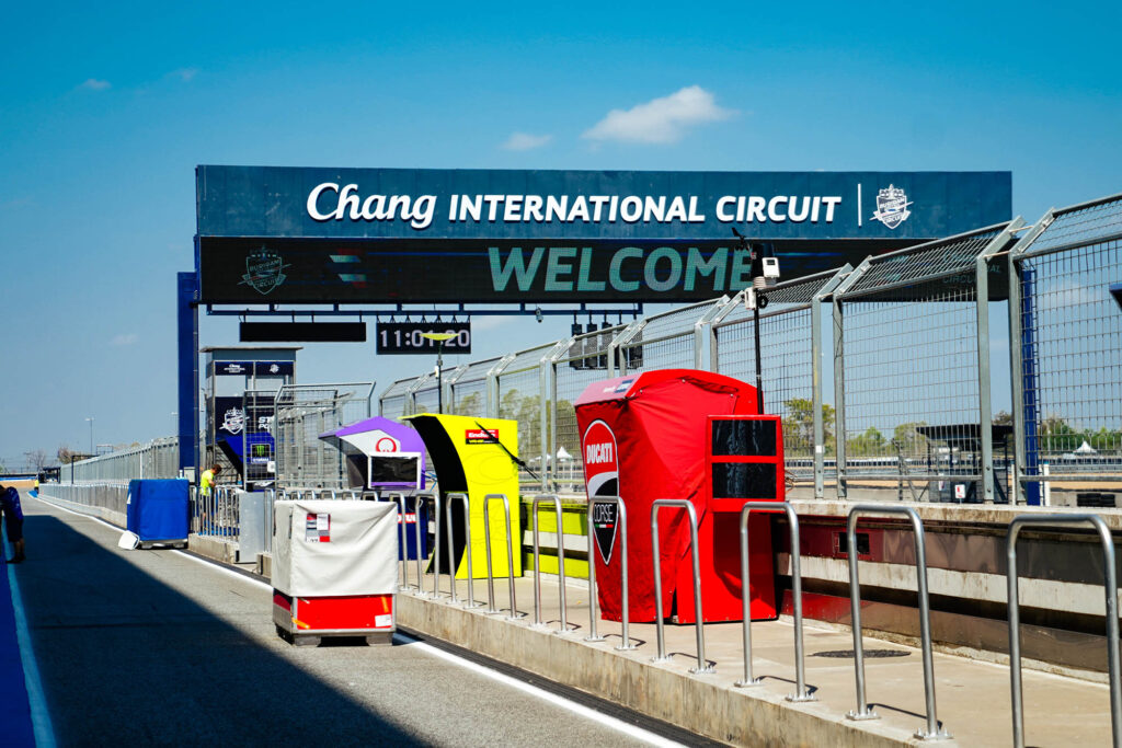 ทีมแข่งเริ่มเตรียมตัวในสนามบุรีรัมย์ MotoGP Thailand 2026