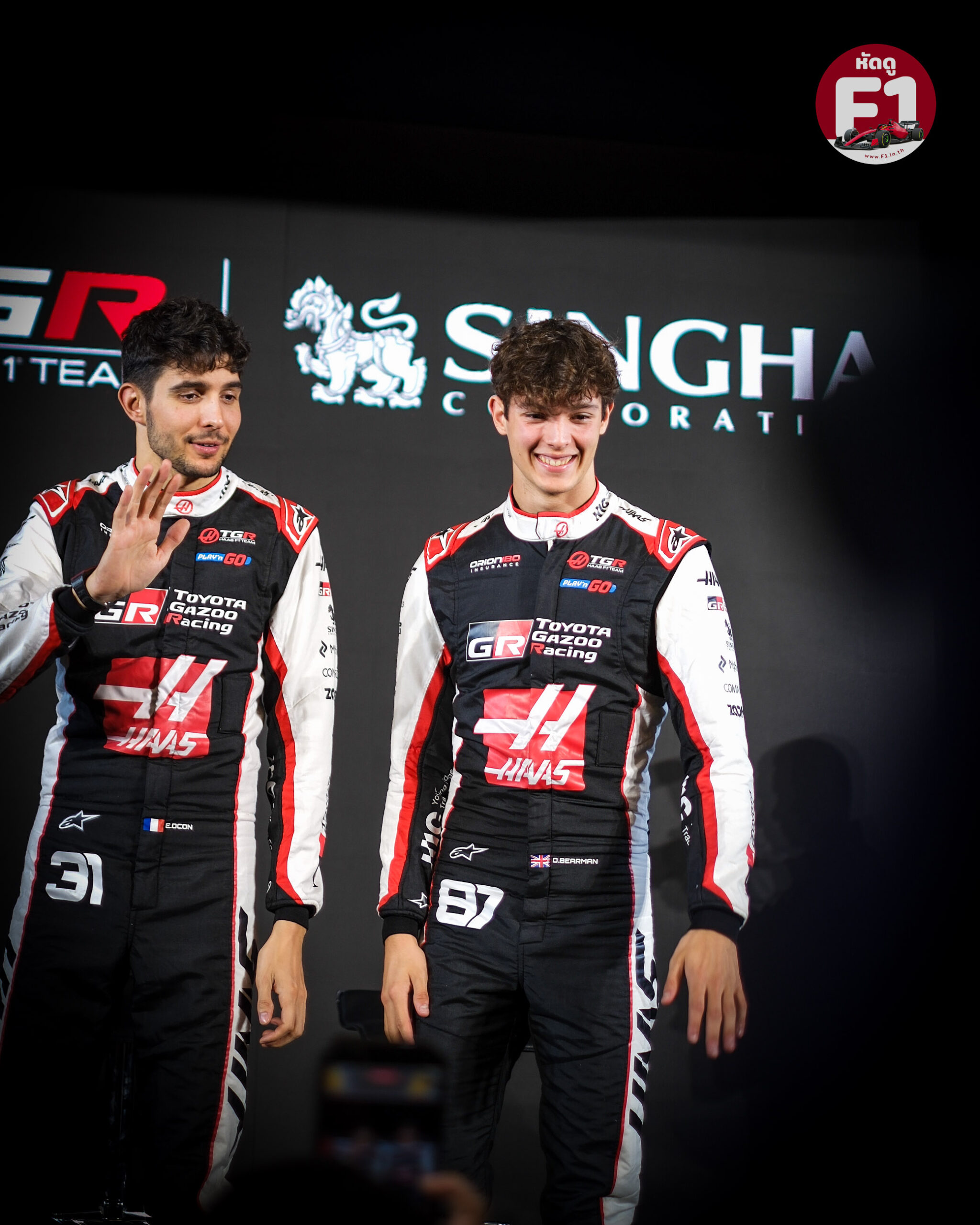 นักขับทีม Haas ชื่อ Esteban Ocon กับ Oliver Bearman มางานสิงห์ในประเทศไทย